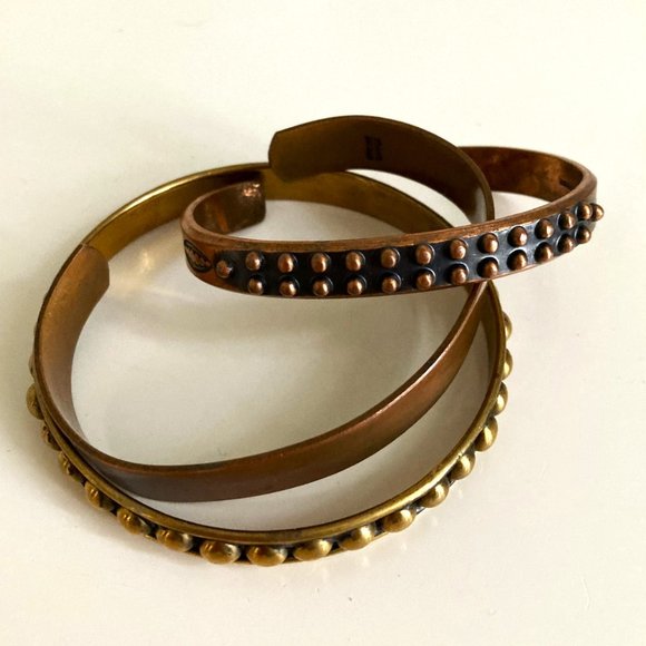 Vintage copper cuff pair with brass bangle - Picture 3 of 5